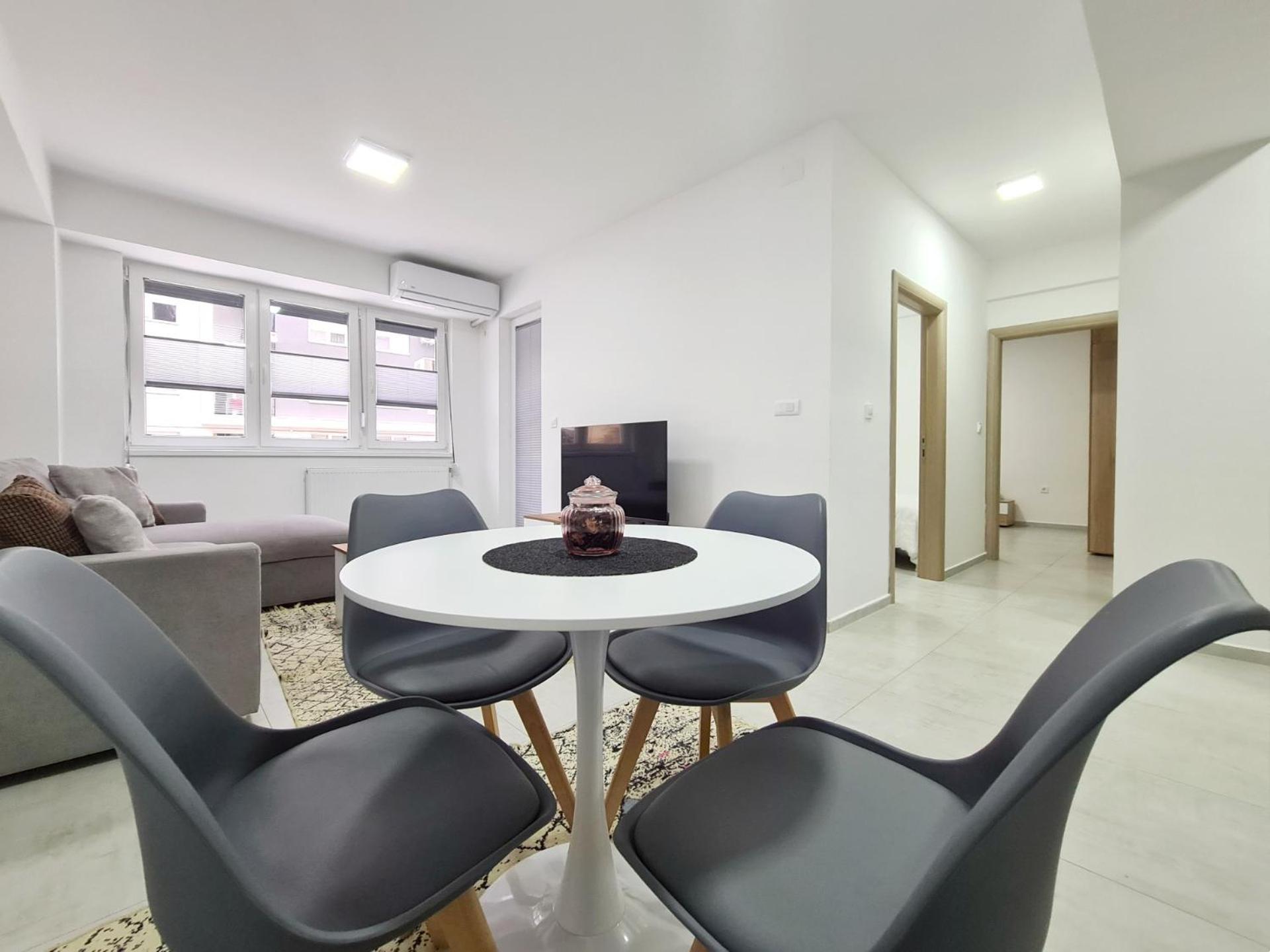 Urban Hostel & Apartments Skopje Luaran gambar