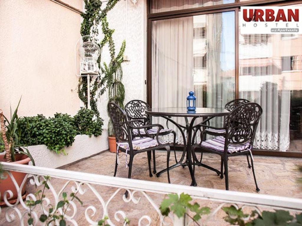 Urban Hostel & Apartments Skopje Luaran gambar