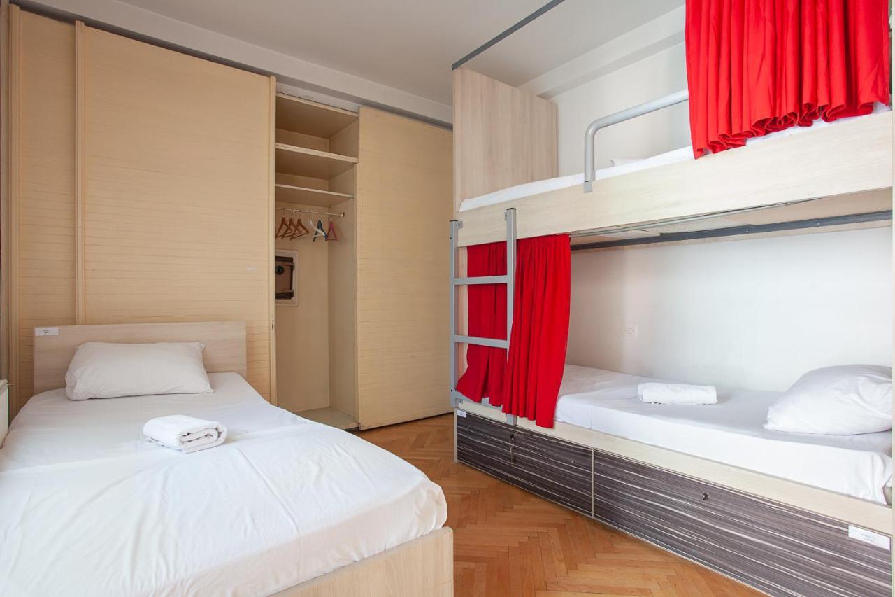 Urban Hostel & Apartments Skopje Luaran gambar